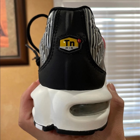 Nike Air Max - Picture 2 of 6